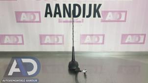 Gebruikte Antenne Opel Adam 1.4 16V Prijs € 19,99 Margeregeling aangeboden door Autodemontage Aandijk