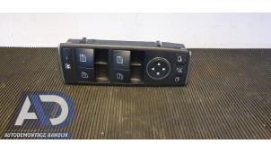 Gebruikte Combischakelaar ramen Mercedes C Estate (S204) 3.0 C-320 CDI V6 24V 4-Matic Prijs € 49,99 Margeregeling aangeboden door Autodemontage Aandijk