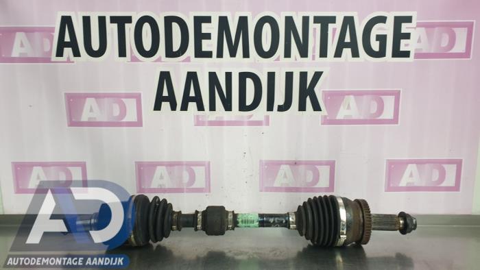 Gebruikte Aandrijfas links-voor Hyundai i40 CW (VFC) 1.7 CRDi 16V Prijs € 124,99 Margeregeling aangeboden door Autodemontage Aandijk