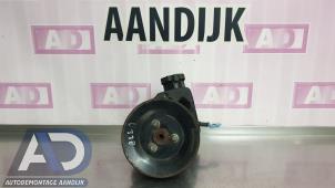 Gebruikte Stuurbekrachtiging Pomp Mercedes Vito (639.6) 2.2 111 CDI 16V Prijs € 74,99 Margeregeling aangeboden door Autodemontage Aandijk