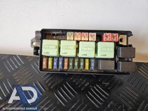 Gebruikte Zekeringkast BMW Mini One/Cooper (R50) 1.6 16V Cooper Prijs € 29,99 Margeregeling aangeboden door Autodemontage Aandijk