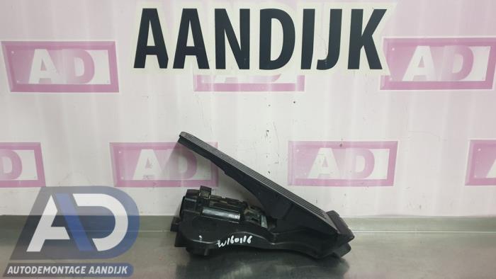 Gebruikte Sensor Gaspedaalpositie Volkswagen Passat Variant (3C5) 2.0 TDI 140 Prijs € 14,99 Margeregeling aangeboden door Autodemontage Aandijk