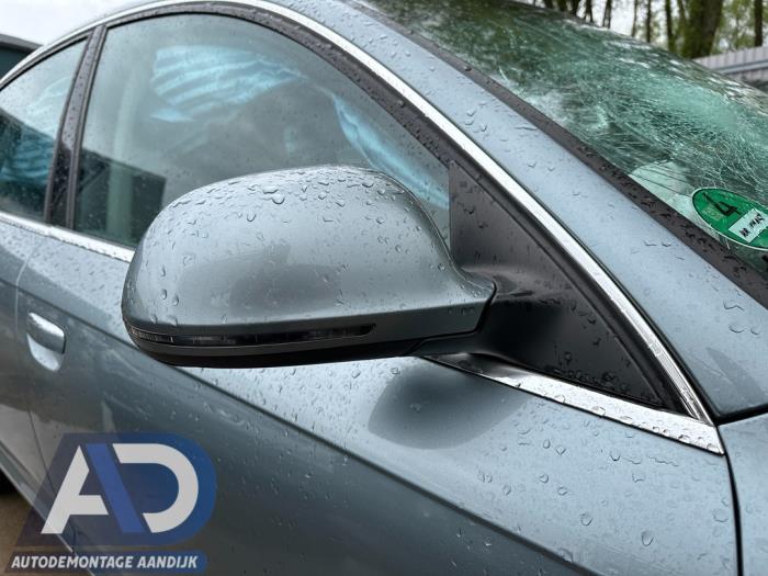 Buitenspiegel rechts van een Audi A6 (C6) 2.8 V6 24V FSI 2011