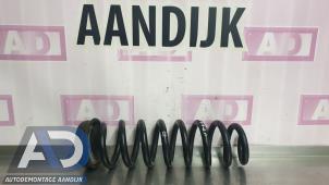 Gebruikte Schroefveer achter BMW 3 serie (E90) 320i 16V Prijs € 19,99 Margeregeling aangeboden door Autodemontage Aandijk