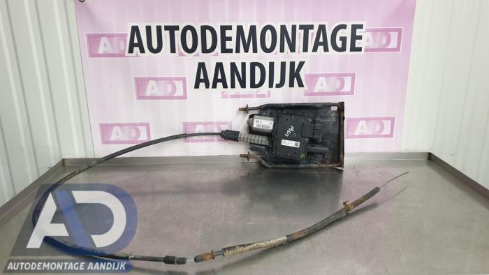 Gebruikte Handrem motor Opel Meriva (B) 1.4 Turbo 16V ecoFLEX Prijs € 119,99 Margeregeling aangeboden door Autodemontage Aandijk