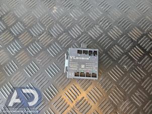 Gebruikte Module Centrale Deurvergrendeling Mercedes E (W212) E-200 CDI 16V BlueEfficiency,BlueTEC Prijs € 24,99 Margeregeling aangeboden door Autodemontage Aandijk