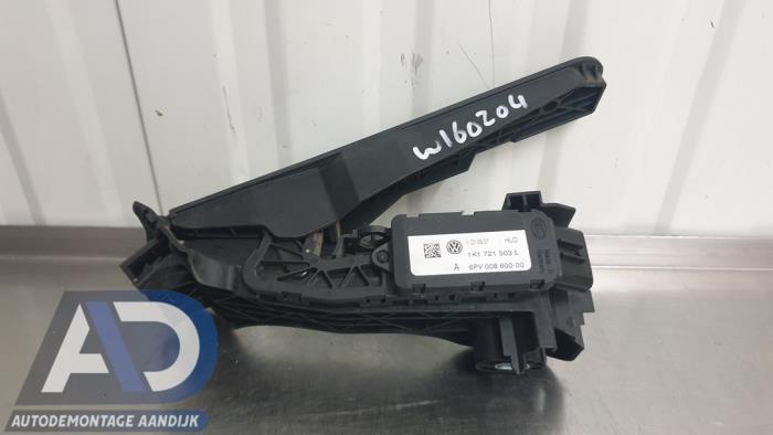 Gebruikte Gaspedaalpositie Sensor Volkswagen Golf V (1K1) 1.9 TDI Prijs € 14,99 Margeregeling aangeboden door Autodemontage Aandijk