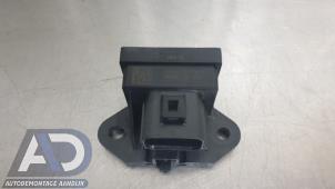 Gebruikte Module brandstof ADM Ford Focus 3 1.0 Ti-VCT EcoBoost 12V 100 Prijs € 19,99 Margeregeling aangeboden door Autodemontage Aandijk