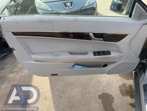 Gebruikte Deurbekleding 2Deurs links Mercedes E (C207) E-350 CGI V6 24V Prijs € 79,99 Margeregeling aangeboden door Autodemontage Aandijk