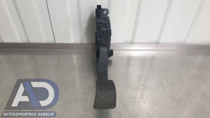 Gebruikte Sensor Gaspedaalpositie Audi A6 (C6) 2.0 TDI 16V Prijs € 24,99 Margeregeling aangeboden door Autodemontage Aandijk