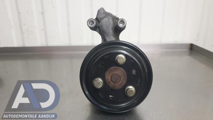 Gebruikte Waterpomp Ford Focus 3 1.0 Ti-VCT EcoBoost 12V 100 Prijs € 24,99 Margeregeling aangeboden door Autodemontage Aandijk