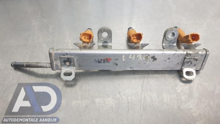 Gebruikte Verstuiver brug Suzuki Splash 1.0 12V Prijs € 49,99 Margeregeling aangeboden door Autodemontage Aandijk