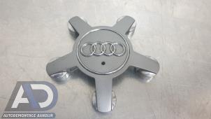 Gebruikte Naafkapje Audi A6 (C6) 2.0 T FSI 16V Prijs € 14,99 Margeregeling aangeboden door Autodemontage Aandijk