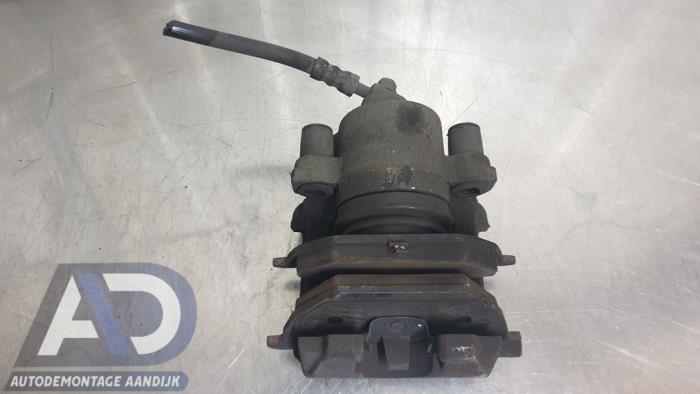 Remklauw (Tang) links-voor van een Audi A1 (8X1/8XK) 1.6 TDI 16V 2012