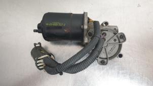 Gebruikte Stelmotor tussenbak Kia Sorento I (JC) 2.5 CRDi 16V Prijs € 174,99 Margeregeling aangeboden door Autodemontage Aandijk