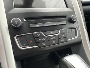 Gebruikte Kachel Bedieningspaneel Ford Mondeo V Wagon 2.0 TDCi 150 16V Prijs € 149,99 Margeregeling aangeboden door Autodemontage Aandijk