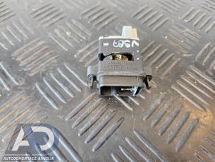 Gebruikte Sensor Temperatuur binnen Ford Mondeo V Wagon 2.0 TDCi 150 16V Prijs € 24,99 Margeregeling aangeboden door Autodemontage Aandijk