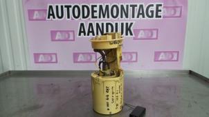 Gebruikte Brandstofpomp Elektrisch Volkswagen Caddy Combi III (2KB,2KJ) 1.9 TDI Prijs € 49,99 Margeregeling aangeboden door Autodemontage Aandijk