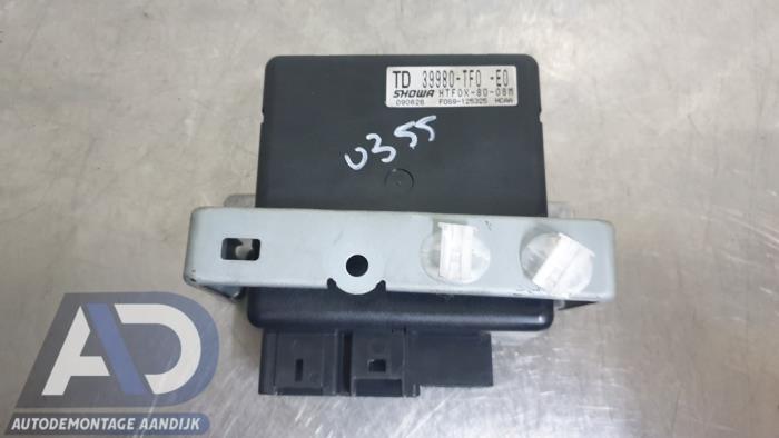 Gebruikte Stuurbekrachtiging Computer Honda Jazz (GE6/GE8/GG/GP) 1.4 VTEC 16V Prijs € 79,99 Margeregeling aangeboden door Autodemontage Aandijk