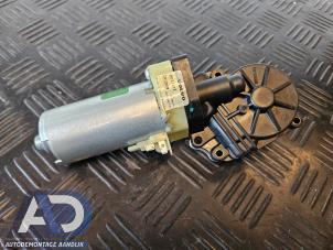 Gebruikte Stoelmotor Volvo XC60 I (DZ) 2.0 T5 16V Prijs € 49,99 Margeregeling aangeboden door Autodemontage Aandijk