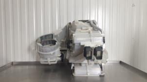 Gebruikte Chaufagebak Fiat Punto Evo (199) 1.3 JTD Multijet 85 16V Prijs € 149,99 Margeregeling aangeboden door Autodemontage Aandijk
