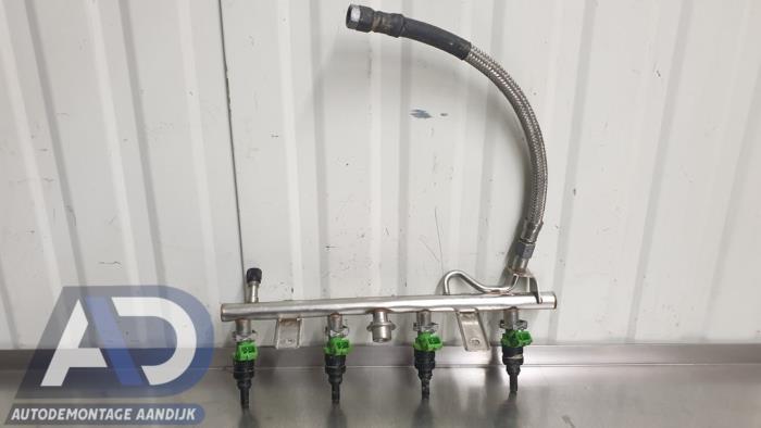 Gebruikte Injector brug Mercedes C Sportcoupé (C203) 1.8 C-200K 16V Prijs € 79,99 Margeregeling aangeboden door Autodemontage Aandijk