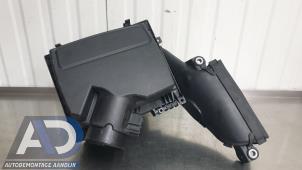 Gebruikte Luchtfilterhuis Ford Mondeo V Wagon 2.0 TDCi 150 16V Prijs € 64,99 Margeregeling aangeboden door Autodemontage Aandijk