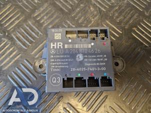 Gebruikte Deur module Mercedes C Estate (S204) 1.6 C-180K 16V BlueEfficiency Prijs € 29,99 Margeregeling aangeboden door Autodemontage Aandijk