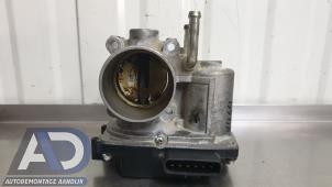 Gebruikte Gasklephuis Suzuki Splash 1.0 12V Prijs € 34,99 Margeregeling aangeboden door Autodemontage Aandijk