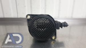 Gebruikte Luchtmassameter Fiat Grande Punto (199) 1.3 JTD Multijet 16V VGT Prijs € 24,99 Margeregeling aangeboden door Autodemontage Aandijk