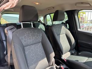 Gebruikte Voorstoel rechts Ford B-Max (JK8) 1.4 16V Prijs € 149,99 Margeregeling aangeboden door Autodemontage Aandijk