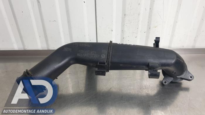 Gebruikte Intercooler Buis Opel Insignia 2.0 CDTI 16V 140 ecoFLEX Prijs € 29,99 Margeregeling aangeboden door Autodemontage Aandijk