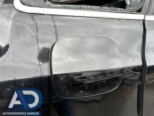 Gebruikte Tank Klep Audi Q5 (8RB) 3.0 TDI V6 24V Clean Diesel Quattro Prijs € 29,99 Margeregeling aangeboden door Autodemontage Aandijk