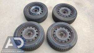 Gebruikte Velgen set Fiat Scudo (270) 2.0 D Multijet Prijs € 174,99 Margeregeling aangeboden door Autodemontage Aandijk