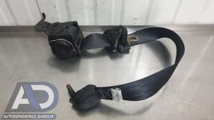 Gebruikte Veiligheidsgordel links-achter Chrysler Voyager/Grand Voyager (RG/RS) 2.4 16V Prijs € 34,99 Margeregeling aangeboden door Autodemontage Aandijk