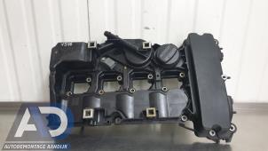 Gebruikte Kleppendeksel Mercedes C Sportcoupé (C203) 1.8 C-180K 16V Prijs € 49,99 Margeregeling aangeboden door Autodemontage Aandijk