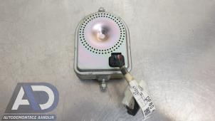Gebruikte Alarm sirene Mazda 2 (DE) 1.3 16V S-VT Prijs € 24,99 Margeregeling aangeboden door Autodemontage Aandijk