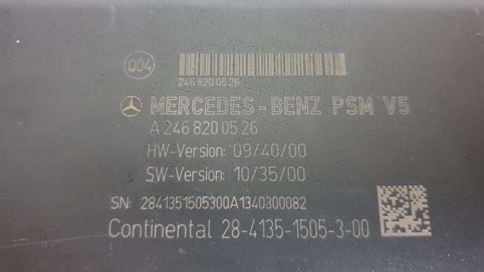 Computer stoel van een Mercedes-Benz B (W246,242) 1.6 B-180 BlueEFFICIENCY Turbo 16V 2014