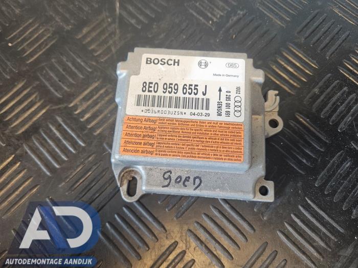 Gebruikte Airbag Module Audi A4 (B6) 2.0 20V Prijs € 29,99 Margeregeling aangeboden door Autodemontage Aandijk