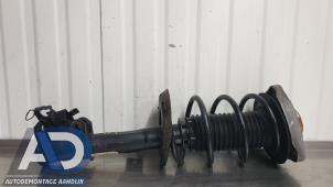 Gebruikte Mac Phersonpoot links-voor Mercedes B (W246) 1.6 B-180 BlueEFFICIENCY Turbo 16V Prijs € 99,99 Margeregeling aangeboden door Autodemontage Aandijk