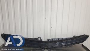 Gebruikte Bumperdeel midden-voor Mercedes B (W246) 1.6 B-180 BlueEFFICIENCY Turbo 16V Prijs € 39,99 Margeregeling aangeboden door Autodemontage Aandijk