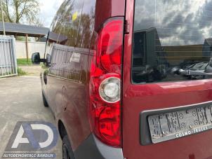 Gebruikte Achterlicht links Fiat Doblo Cargo (263) 1.6 D Multijet Dualogic Prijs € 29,99 Margeregeling aangeboden door Autodemontage Aandijk