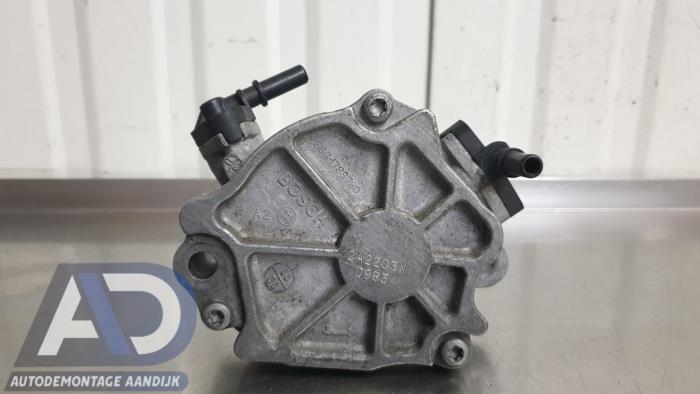 Gebruikte Vacuumpomp (Diesel) Ford Focus 3 Wagon 1.6 TDCi 95 Prijs € 29,99 Margeregeling aangeboden door Autodemontage Aandijk