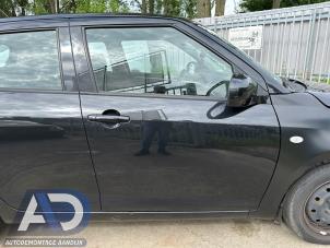 Gebruikte Portier 4Deurs rechts-voor Suzuki Swift (ZA/ZC/ZD) 1.2 16V Prijs € 219,99 Margeregeling aangeboden door Autodemontage Aandijk