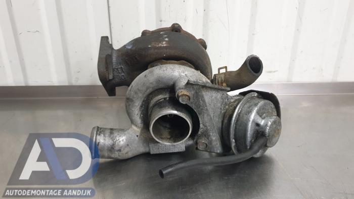 Gebruikte Turbo Opel Meriva (A) 1.7 CDTI 16V Prijs € 149,99 Margeregeling aangeboden door Autodemontage Aandijk
