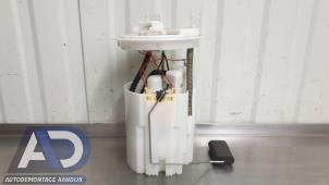 Gebruikte Tank element Pomp Opel Corsa E 1.4 16V Prijs € 39,99 Margeregeling aangeboden door Autodemontage Aandijk