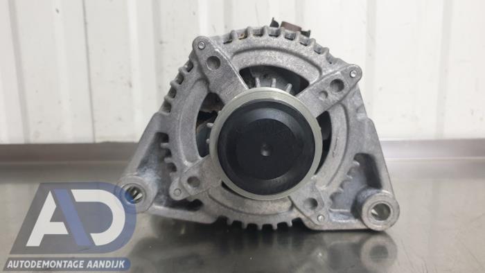 Gebruikte Dynamo Opel Corsa E 1.4 16V Prijs € 49,99 Margeregeling aangeboden door Autodemontage Aandijk