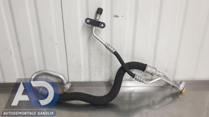 Airco Leiding van een BMW 1 serie (E87/87N) 118i 16V 2008