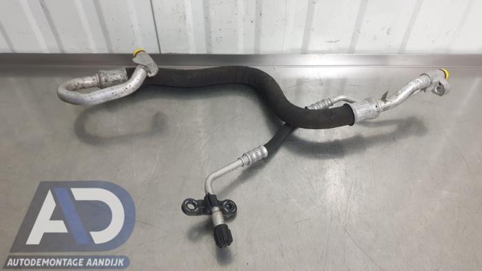 Airco Leiding van een BMW 1 serie (E87/87N) 118i 16V 2008