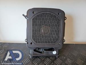 Gebruikte Subwoofer BMW 2 serie Active Tourer (F45) 220dA xDrive 2.0 TwinPower Turbo 16V Prijs € 44,99 Margeregeling aangeboden door Autodemontage Aandijk